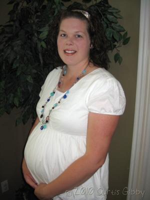 Sarah embarasada - 28 semanas (tercer hijo)