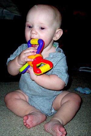 Nathan sitting up by himself (6 1/2 months)