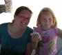Ver - Disneyland 2010 - Sarah y Audrey comen mantequilla de maní